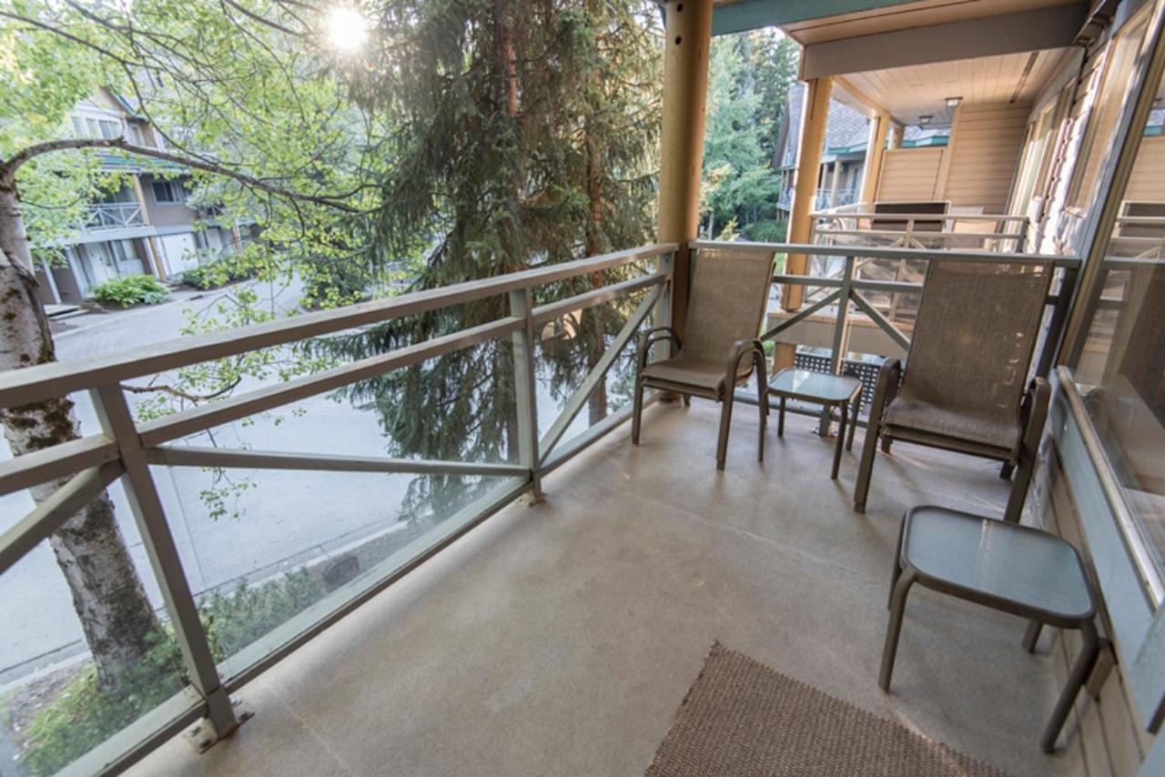 Valhalla Vacations At Whistler Exterior photo
