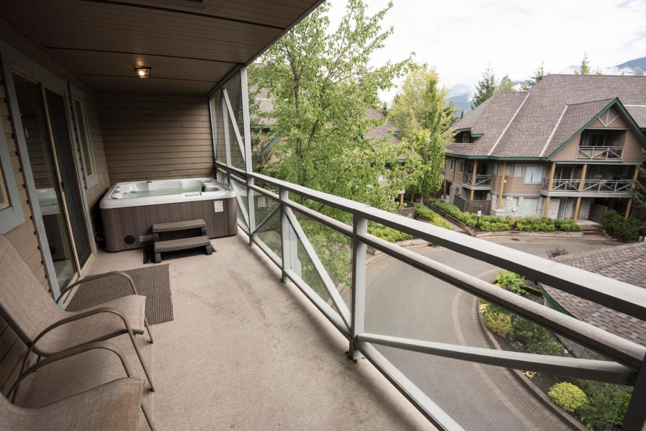 Valhalla Vacations At Whistler Exterior photo