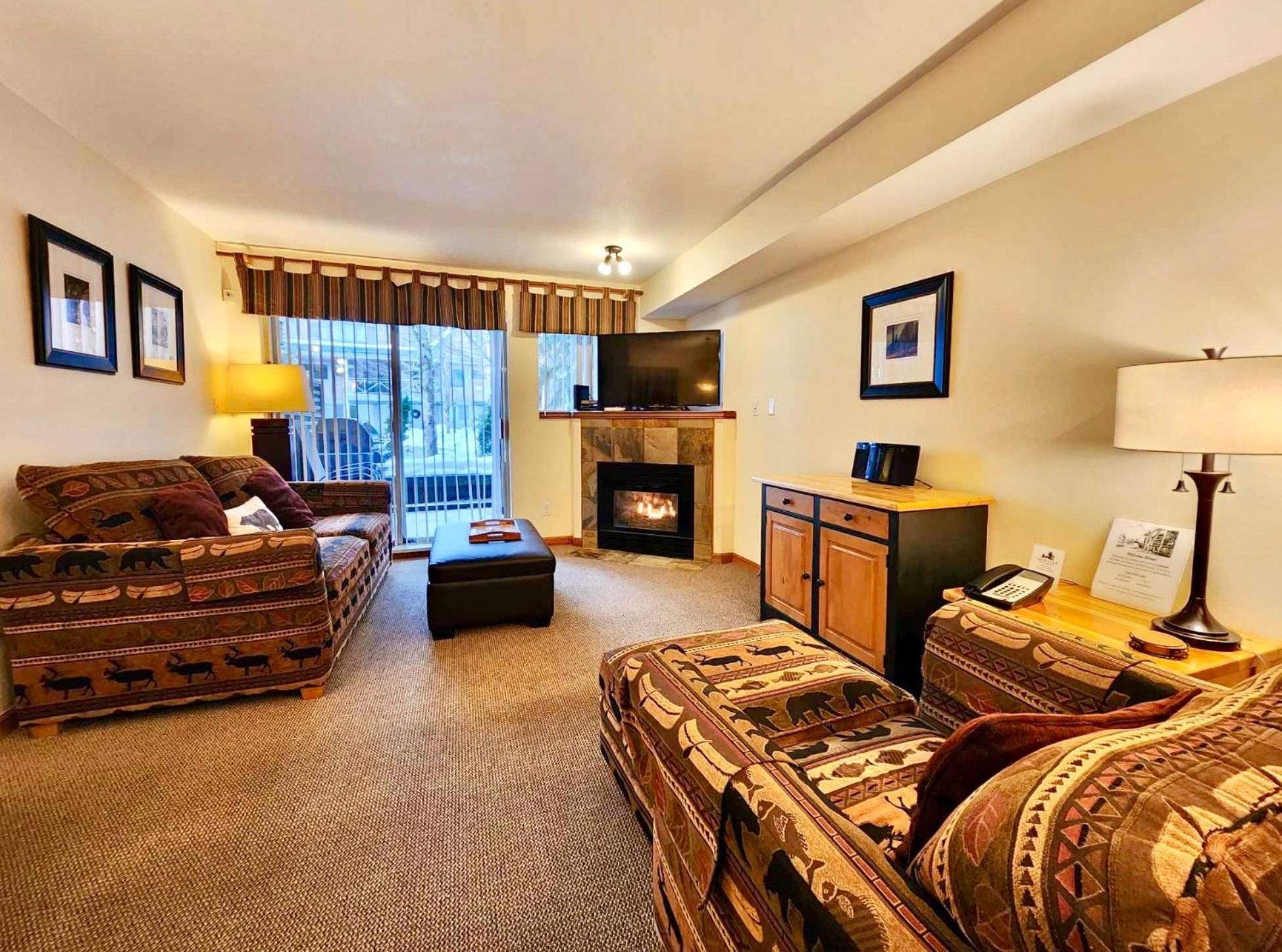 Valhalla Vacations At Whistler Exterior photo