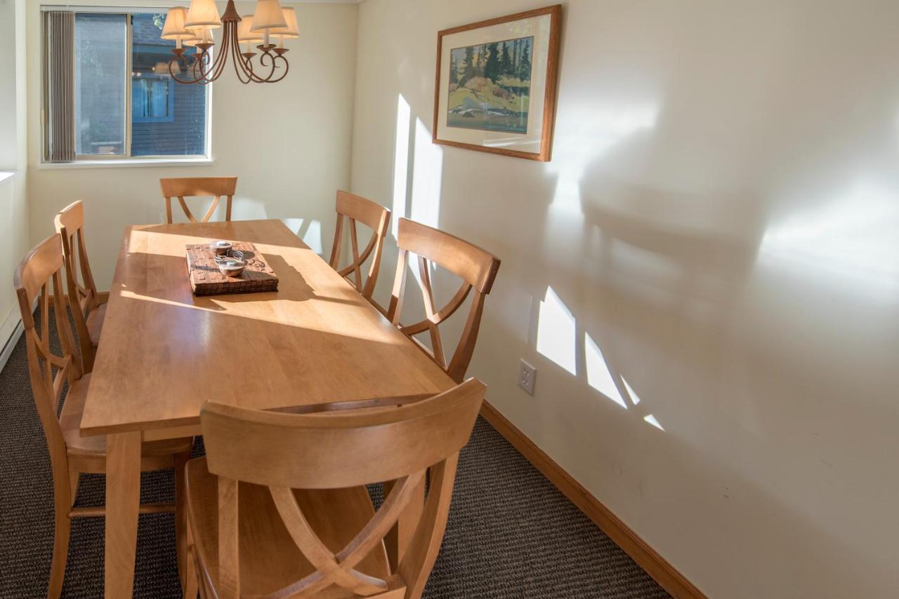Valhalla Vacations At Whistler Exterior photo