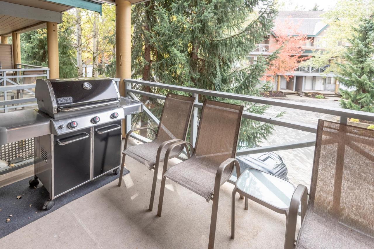 Valhalla Vacations At Whistler Exterior photo